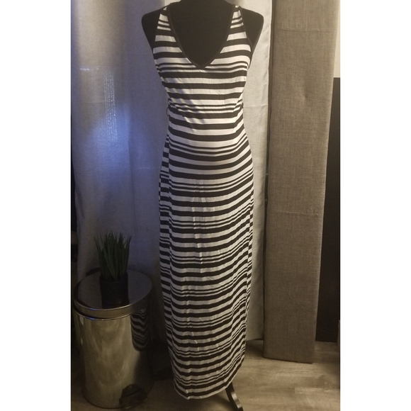 Motherhood Maternity Dresses & Skirts - Motherhood maternity dress